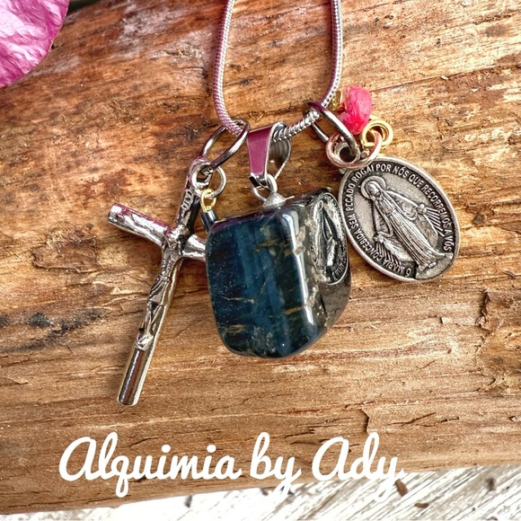 Alquimia by Ady Silver and Black Necklace - Picture 3 of 6